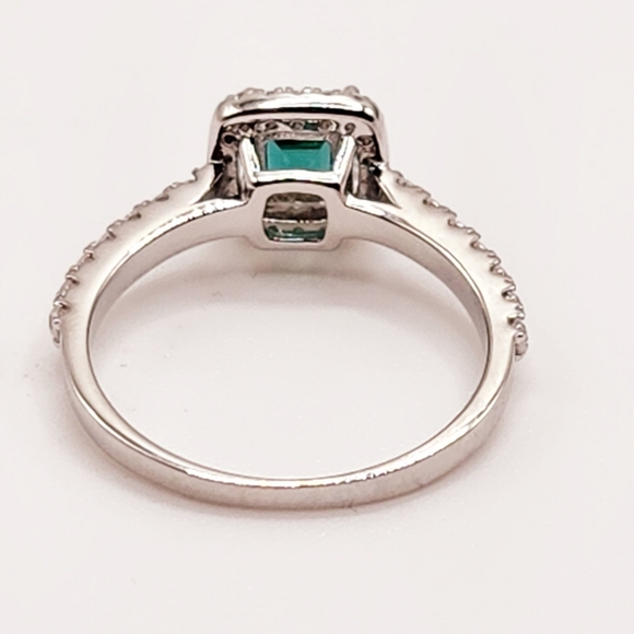 Emerald Moissanite Ring - Picture 8 of 8